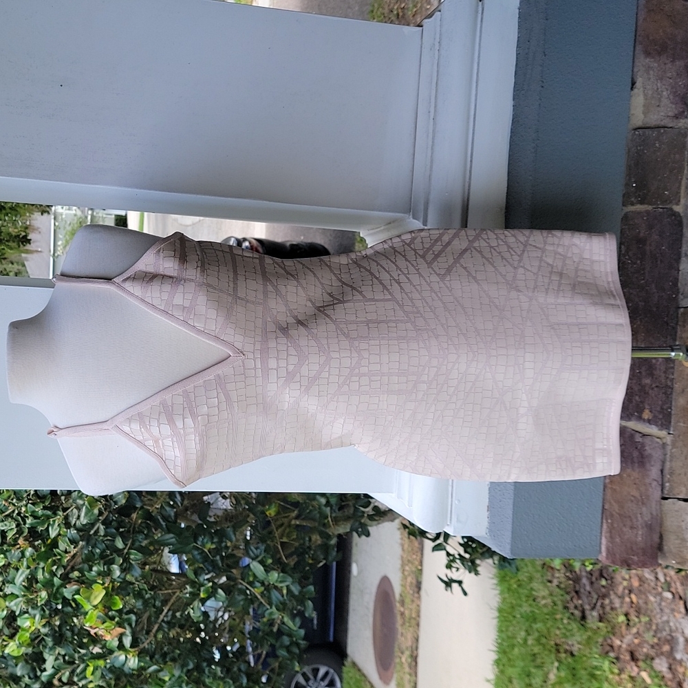 Bandage pink dress